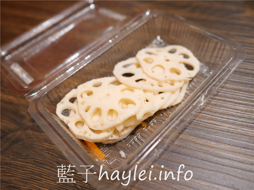 台北大安/通化街美食/誠記原汁排骨湯(通化店)-軟嫩好咬的美味排骨、鮮甜入味的竹筍&白蘿蔔,搭配招牌櫻花蝦高麗菜炒飯超級滿足~冷泡茶清爽解膩,健康滿分~24小時營業,宵夜不怕沒處去~台北美食/大安美食/萬華誠記原汁排骨湯分店/藍子愛美食 中式料理 國內旅遊 攝影 新北美食 民生資訊分享 飲食集錦