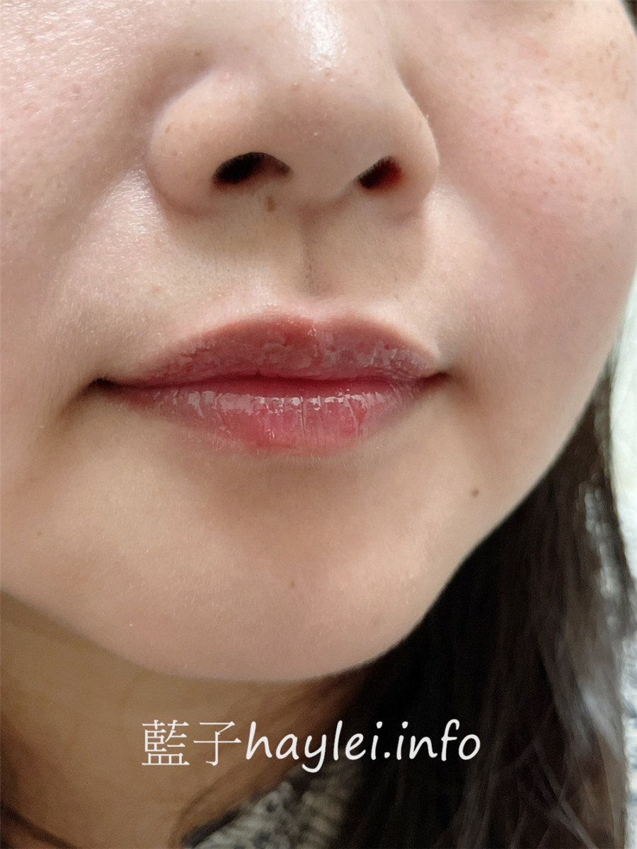 Bonamedusa/lipwavedelete/唇紋護理精華-傳說中的唇紋橡皮擦!滋潤的質地溫柔呵護雙唇,讓唇部保養更全面,時刻保持水潤質感~有透明、Natural Dry Rose乾燥薔薇色、Soft Red櫻桃糖果紅色等選擇唷~韓國美妝/美妝保養/唇彩試色/彩妝唇蜜/藍子愛保養 保養品分享 健康養身 彩妝品 彩妝品分享 攝影 民生資訊分享