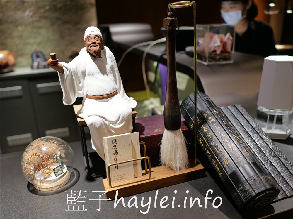 台中西區/將進酒素燒烤殿-台中必吃素食燒肉!在古典氣息的蔬食餐廳享受美食饗宴,可以選擇蛋奶素或全素,近台中精誠商圈、廣三sogo、BRT忠明國小站~台中美食/台中燒烤/台中素食燒烤/台中素食餐廳推薦/台中蔬食餐廳/台中主題餐廳推薦/李白將進酒/中國風餐廳/藍子愛美食 中式料理 健康養身 國內旅遊 攝影 民生資訊分享 飲食集錦