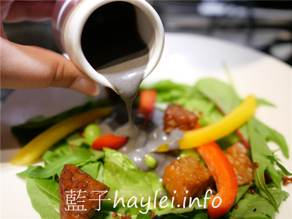 台中西區/將進酒素燒烤殿-台中必吃素食燒肉!在古典氣息的蔬食餐廳享受美食饗宴,可以選擇蛋奶素或全素,近台中精誠商圈、廣三sogo、BRT忠明國小站~台中美食/台中燒烤/台中素食燒烤/台中素食餐廳推薦/台中蔬食餐廳/台中主題餐廳推薦/李白將進酒/中國風餐廳/藍子愛美食 中式料理 健康養身 國內旅遊 攝影 民生資訊分享 飲食集錦