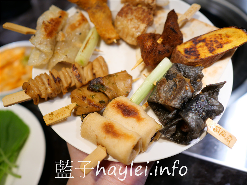 台中西區/將進酒素燒烤殿-台中必吃素食燒肉!在古典氣息的蔬食餐廳享受美食饗宴,可以選擇蛋奶素或全素,近台中精誠商圈、廣三sogo、BRT忠明國小站~台中美食/台中燒烤/台中素食燒烤/台中素食餐廳推薦/台中蔬食餐廳/台中主題餐廳推薦/李白將進酒/中國風餐廳/藍子愛美食 中式料理 健康養身 國內旅遊 攝影 民生資訊分享 飲食集錦