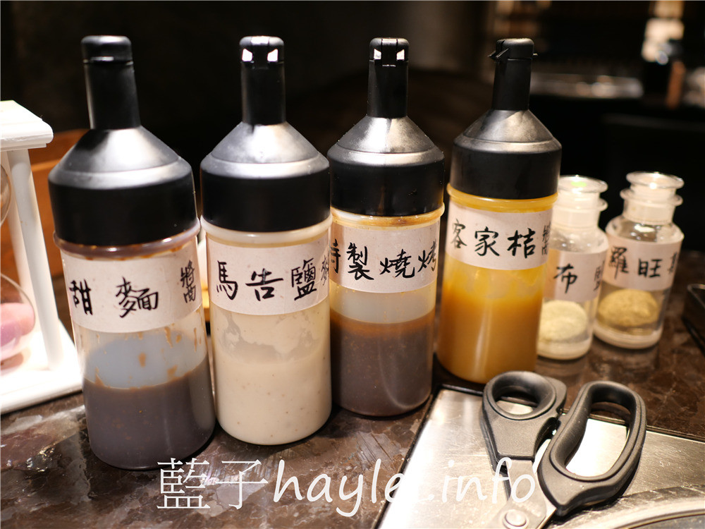 台中西區/將進酒素燒烤殿-台中必吃素食燒肉!在古典氣息的蔬食餐廳享受美食饗宴,可以選擇蛋奶素或全素,近台中精誠商圈、廣三sogo、BRT忠明國小站~台中美食/台中燒烤/台中素食燒烤/台中素食餐廳推薦/台中蔬食餐廳/台中主題餐廳推薦/李白將進酒/中國風餐廳/藍子愛美食 中式料理 健康養身 國內旅遊 攝影 民生資訊分享 飲食集錦