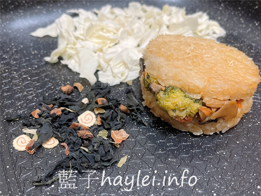 宅配美食/喜生食品/米漢堡-加熱即食不需解凍的宅配米漢堡、快速微波即食的微波爐美食,單吃就很好吃,也能做成雜炊粥、炒飯,健康生活方便美味輕食好選擇~團購推薦必買的好市多米漢堡!三杯雞肉/薑燒豬肉/日式牛丼/什錦鮮蔬/五目雜錦/冷凍食品/好市多美食/藍子愛美食 中式料理 健康養身 宅配食記 攝影 民生資訊分享 飲食集錦