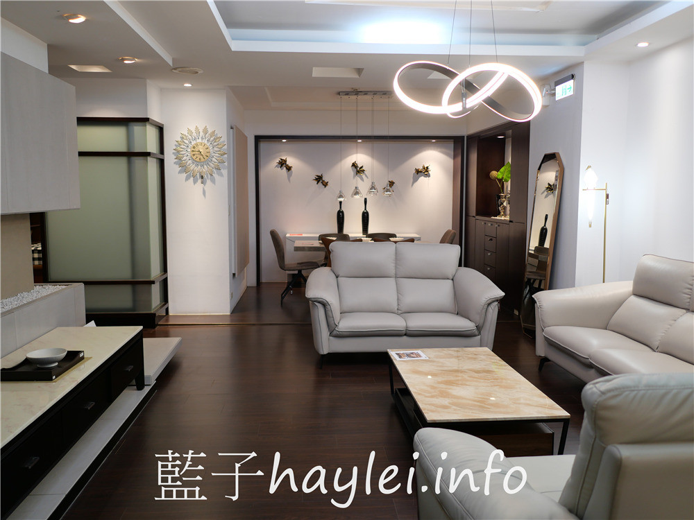 高雄晶華傢俱/巨蛋店-頂級舒適WORLD HOPE沃荷牛皮沙發獨家專賣，一次感受高性能的沃荷全牛電動沙發跟高機能升降茶几的美好，終生服務，讓家居生活更有保障！居家裝潢/質感家具/居家品牌/平價精品家具/高雄買家具/高雄買沙發/進口傢俱專賣/高雄巨蛋商圈/藍子愛生活 國內旅遊 攝影 民生資訊分享 