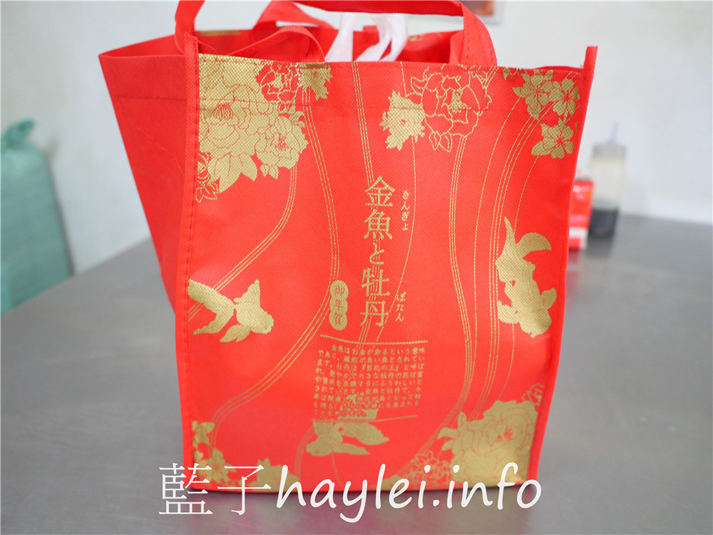 彰化爌肉飯推薦/謝家爌肉飯-每天凌晨手工切肉熬煮出的古法秘製爌肉，新鮮美味，古早味控肉肉質彈香入味，Q彈有嚼勁，每口都是幸福！謝家豬腳禮盒真材實料誠意滿滿，不論送禮或自用都很棒呢！彰化美食推薦/彰化小吃/彰化控肉飯/謝家招牌爌肉/蛤蜊麵/滷肉飯/肉燥飯/手工角切滷肉飯/藍子愛美食 中式料理 國內旅遊 攝影 民生資訊分享 飲食集錦 