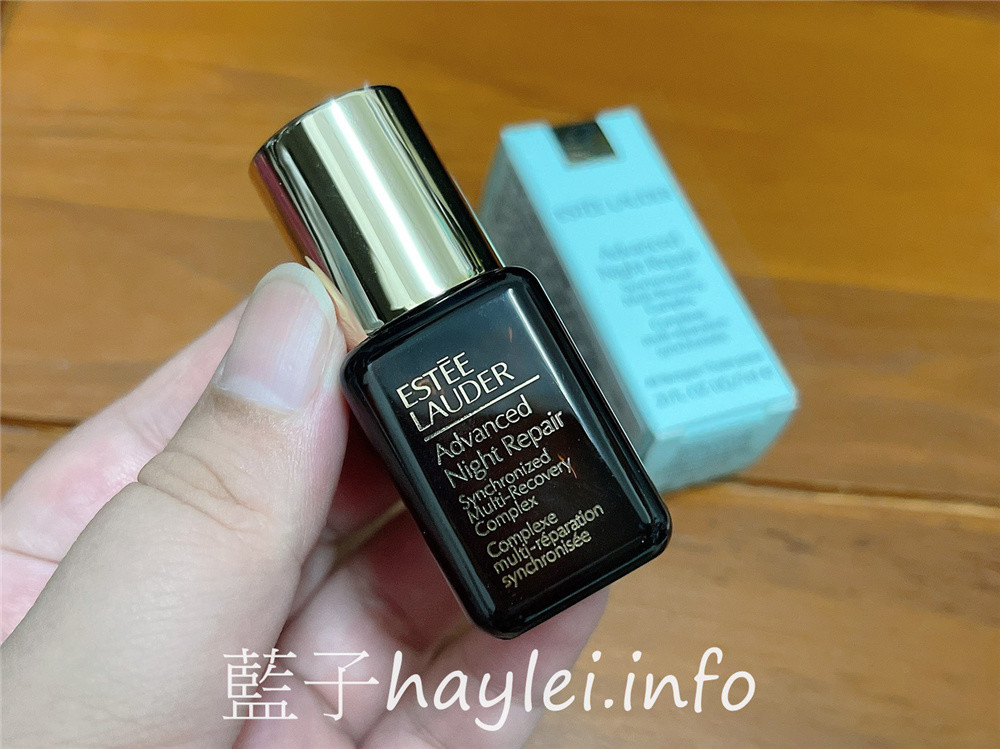 專櫃保養品分享/精華液推薦/Estee Lauder/雅詩蘭黛-特潤超導全方位修護露-使用心得分享 美妝保養/肌膚保養/專櫃精華液推薦/雅詩蘭黛精華液評價/藍子愛保養 保養品分享 彩妝品 彩妝品分享 攝影 民生資訊分享 