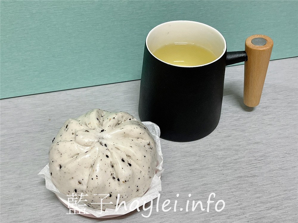 小日和包子饅頭-網購包子、團購宅配饅頭首選!日式昭和麵粉加上苗栗山泉水,老麵隔夜自然發酵,顆顆真材實料,吃起來Q彈有勁,口感極佳!苗栗美食/苗栗包子饅頭/苗栗宅配美食/低溫宅配/團購美食/老麵饅頭推薦/鮮肉包推薦/高麗菜冬粉包/芝麻包/黑糖饅頭/竹筍香菇包/藍子愛美食 中式料理 健康養身 宅配食記 攝影 民生資訊分享 飲食集錦
