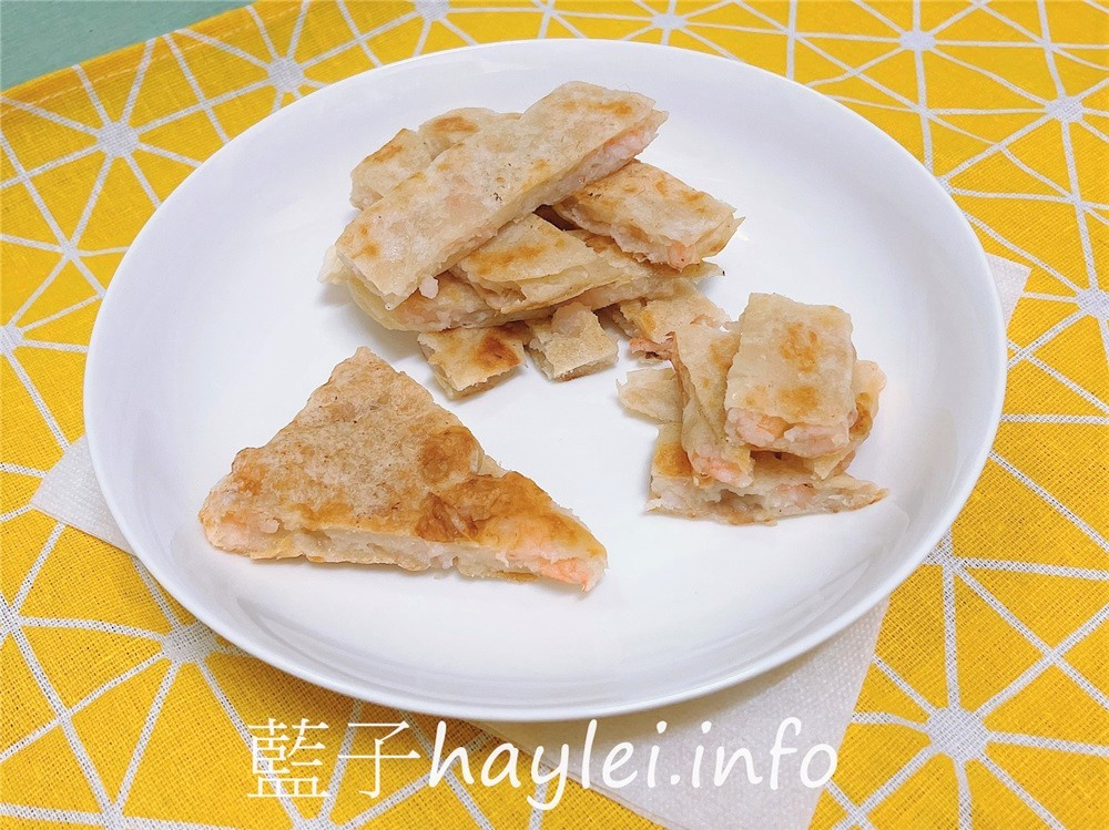 良品開飯/產地咬一口月亮蝦餅體驗組-原味蝦餅+特厚蝦餅一次滿足,不沾醬就風味十足的美味海鮮餅,嚴選基隆在地無澎發鮮蝦製作,吃起來鮮甜Q彈,給你滿嘴超蝦感受!!!宅配美食推薦/冷凍宅配/氣炸鍋美食/良品嚴選/產地咬一口團隊/爆餡蝦餅/台灣餡餅/泰式美食/月亮蝦餅推薦/藍子愛美食 中式料理 宅配食記 攝影 民生資訊分享 自己動手做! 飲食集錦