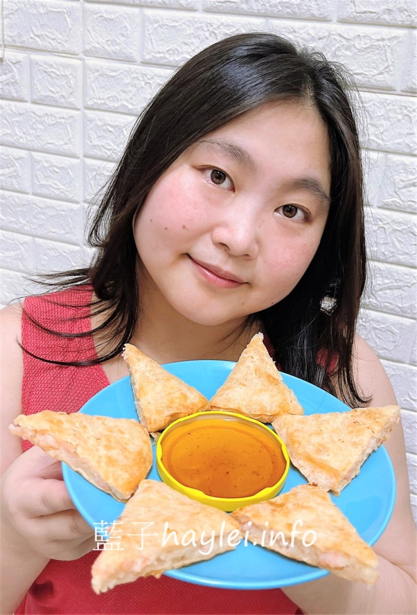 良品開飯/產地咬一口月亮蝦餅體驗組-原味蝦餅+特厚蝦餅一次滿足,不沾醬就風味十足的美味海鮮餅,嚴選基隆在地無澎發鮮蝦製作,吃起來鮮甜Q彈,給你滿嘴超蝦感受!!!宅配美食推薦/冷凍宅配/氣炸鍋美食/良品嚴選/產地咬一口團隊/爆餡蝦餅/台灣餡餅/泰式美食/月亮蝦餅推薦/藍子愛美食 中式料理 宅配食記 攝影 民生資訊分享 自己動手做! 飲食集錦