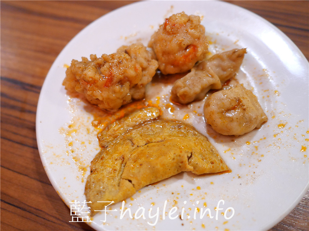 台北大安/忠孝敦化站/老鼎旺川味鍋物-台北老字號正宗四川麻辣火鍋,用數十種中藥、牛骨熬出的牛油麻辣火鍋香氣逼人且口感溫潤,適合一家大小共襄品味!雞爪透香美味堪稱天下第一爪、手工蝦漿蝦肉彈Q口感一絕,還可以coldstone冰淇淋無限吃~台北美食/麻辣美食/台北火鍋餐廳推薦/藍子愛美食 中式料理 國內旅遊 攝影 民生資訊分享 飲食集錦