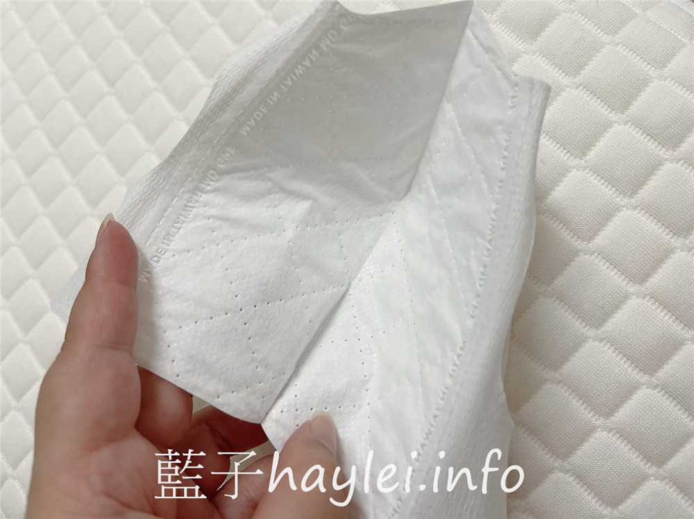 NCI Pharmatech 3D立體醫用口罩-熔噴布與Aerofiltex四層纖維機能不織布增加過濾效果與舒適性,久戴耳朵更舒適,有效過濾飛沫、微生物、花粉、灰塵等傳遞,隔絕日常環境一切威脅,恩璽口罩為健康生活帶來安心感受~成人口罩/兒童口罩/寶可夢口罩/神奇寶貝口罩/皮卡丘口罩/3D口罩/立體口罩/全家口罩/全聯口罩/康是美口罩/PChome口罩 健康養身 攝影 民生資訊分享