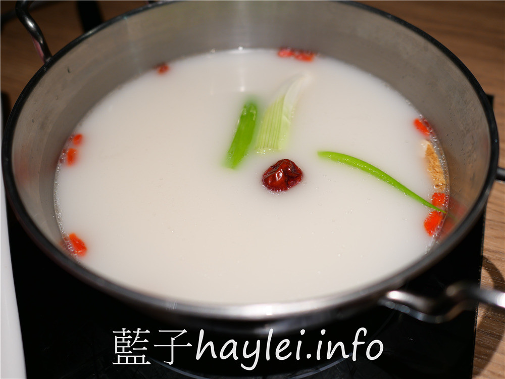 彰化員林/火鍋第一品牌樂多多集團/肉多多火鍋(員林育英店)-料多味美湯頭好,大份量肉盤超吸睛,268起就可以無限享用蔬食自助吧、飲料吧、冰品,消費滿千即享樂多多振興券優惠,好康美食七選一超划算!彰化美食/彰化旅遊/員林美食/彰化火鍋餐廳推薦/員林聚餐推薦/藍子愛美食 中式料理 國內旅遊 攝影 民生資訊分享 飲食集錦