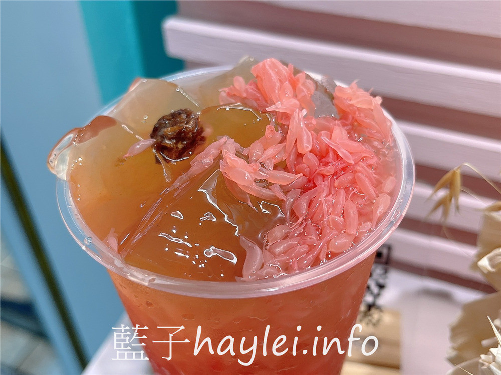 台中大里/圈品茶飲品專賣店-大里在地新鮮現做飲品,兼顧健康與美味的優質手搖飲,清爽酸甜的水果茶超好喝,嚴選法國鐵塔牌鮮奶油做的奶蓋濃郁鹹香超百搭,純茶喝起來順口回甘香氣足,推薦圈圈水果茶、芝士黃金蕎麥、黑糖珍珠烤奶、蜜柚愛玉跟蜜香紅茶!台中美食/大里美食/藍子愛美食 中式料理 國內旅遊 攝影 民生資訊分享 飲食集錦