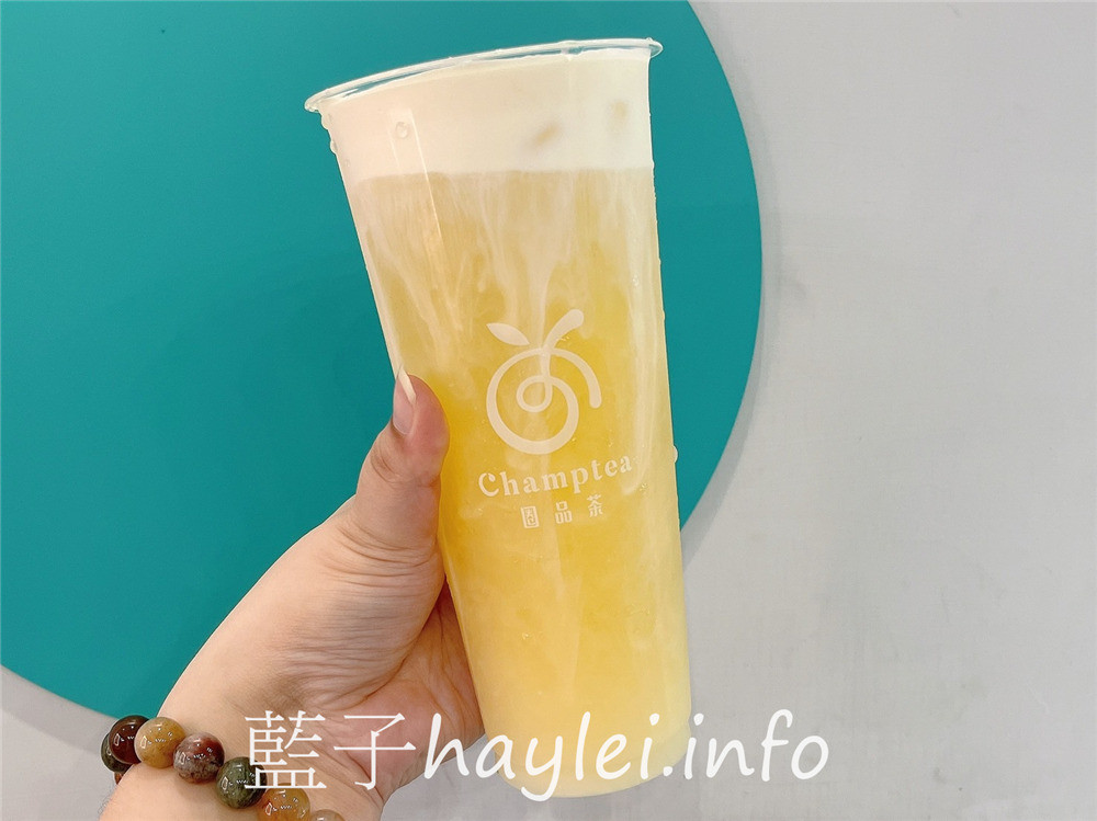 台中大里/圈品茶飲品專賣店-大里在地新鮮現做飲品，兼顧健康與美味的優質手搖飲，清爽酸甜的水果茶超好喝，嚴選法國鐵塔牌鮮奶油做的奶蓋濃郁鹹香超百搭，純茶喝起來順口回甘香氣足，推薦圈圈水果茶、芝士黃金蕎麥、黑糖珍珠烤奶、蜜柚愛玉跟蜜香紅茶！台中美食/大里美食/藍子愛美食 中式料理 國內旅遊 攝影 民生資訊分享 飲食集錦 