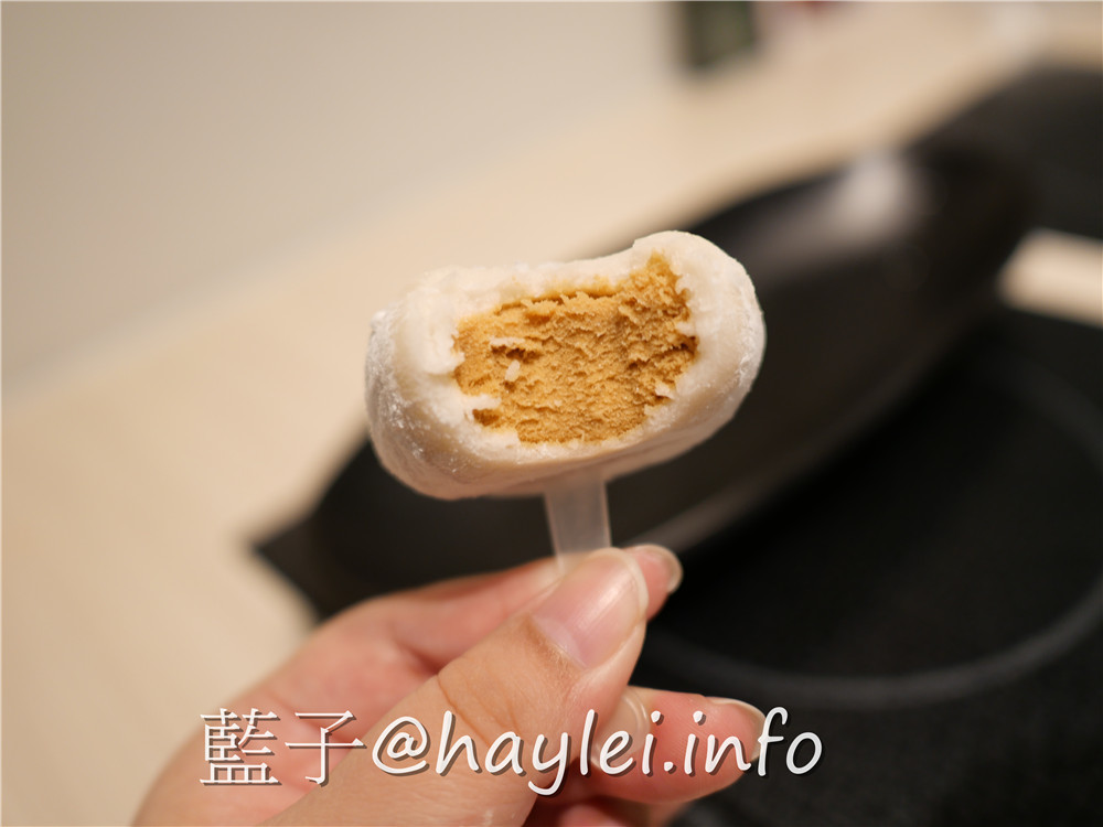 由火鍋第一品牌 樂多多集團開的新品牌 狂一鍋(台中精武東店)-289起享受台灣小吃變火鍋，翻玩台菜大變火鍋湯品，酒香花雕雞鍋、生炒花枝鍋推薦必吃，新台式火鍋絕妙滋味誘人再再來訪!飲品吧跟蔬食自助吧有12種菜品、2種飲品無限供應，吃起來豐富美味超幸福~肉多多火鍋旗下新品牌/台中美食/台中火鍋推薦/太平美食/藍子愛美食 中式料理 國內旅遊 攝影 民生資訊分享 飲食集錦 