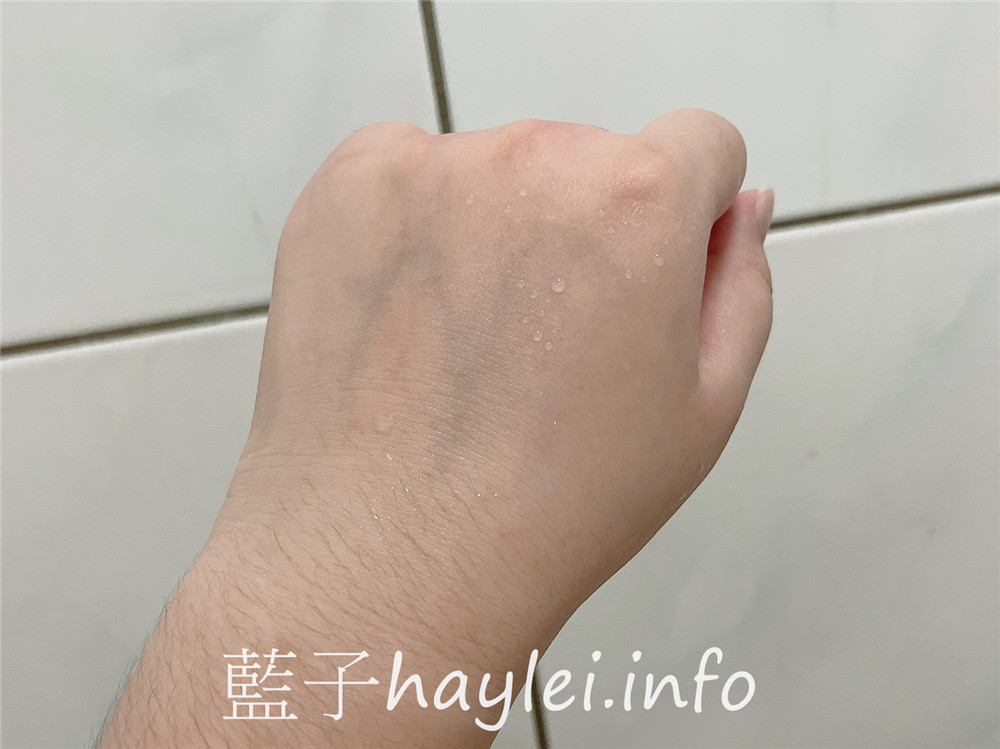 Madoca/SPF50輕透防曬棒-清爽不黏膩的防水防曬,用起來輕盈無感、透明自然不挑膚色的高顏值粉嫩防曬,強效疏水配方保護肌膚更有力,甩掉油膩厚重的防曬,更能享受陽光時刻!肌膚保養/美妝保養/美容彩妝/防曬隔離/防曬推薦/隔絕紫外線/紫外線防護/日常護膚/肌膚健康/藍子愛保養 保養品分享 健康養身 國內旅遊 彩妝品 彩妝品分享 攝影 民生資訊分享