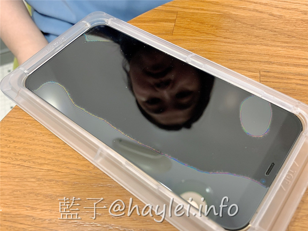鼎威Topwin/RockShield 石倍盾-超硬日本旭弰子材質抗刮頂呱呱，全透明滿版強化玻璃貼無黑邊不阻視野，疏水疏油不沾指紋，整體使用感受極佳，附上貼膜神器，再手殘都能輕鬆為手機(iPhone12 Pro MAX)加上一層保護！蘋果手機配件/iPhone手機貼膜/手機保護貼 3C相關 攝影 民生資訊分享 網際資訊相關 自己動手做！ 