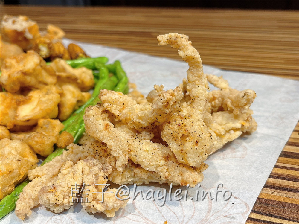 台北大安/怪獸小雞排(師大店)-台北雞排推薦!皮脆肉厚吃起來多汁美味的好吃雞排,蒜香小雞排、麻香小雞排跟嗜辣必吃的18禁重辣雞排必點!炸物鹹酥雞種類豐富,炸功了得,冷了依舊酥脆美味!台北美食/師大美食/捷運古亭站美食/台北鹹酥雞/台北小吃/藍子愛美食 中式料理 國內旅遊 攝影 民生資訊分享 飲食集錦