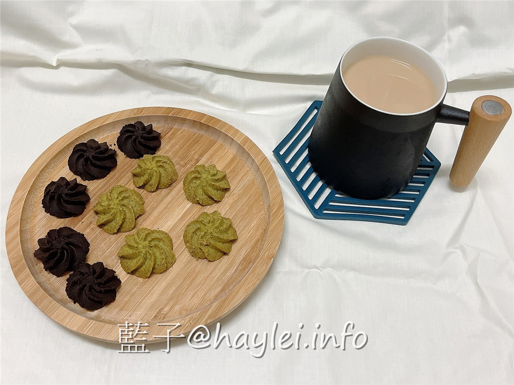 台中西屯/TLuna Cookies 猴子曲奇餅-(總店)-從美國紅到台灣的法式手工餅乾，鐵盒子包裝設計可愛又實用，吃起來真材實料且香濃不膩口，難怪會榮獲食品米其林iTQi 國際風味評鑑三星肯定~私心推薦高山茶跟巧克力！台中美食/台中伴手禮/藍子愛美食/下午茶點心推薦/西屯彌月餅干/手工餅干推薦/鐵盒餅干推薦 國內旅遊 宅配食記 攝影 民生資訊分享 飲食集錦 