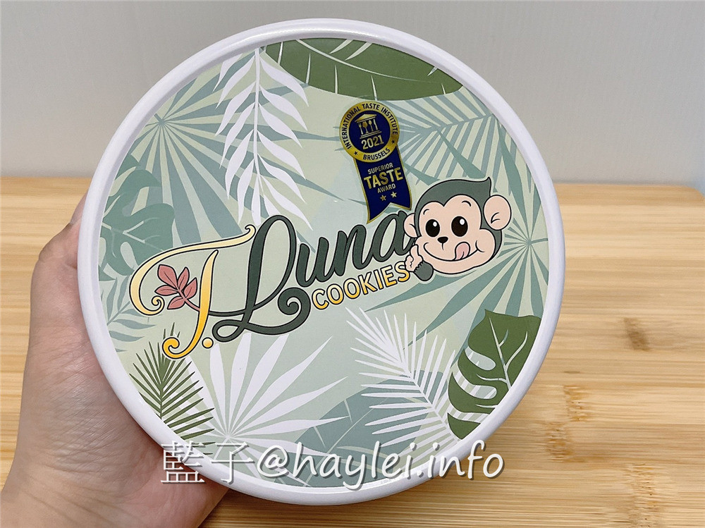 台中西屯/TLuna Cookies 猴子曲奇餅-(總店)-從美國紅到台灣的法式手工餅乾，鐵盒子包裝設計可愛又實用，吃起來真材實料且香濃不膩口，難怪會榮獲食品米其林iTQi 國際風味評鑑三星肯定~私心推薦高山茶跟巧克力！台中美食/台中伴手禮/藍子愛美食/下午茶點心推薦/西屯彌月餅干/手工餅干推薦/鐵盒餅干推薦 國內旅遊 宅配食記 攝影 民生資訊分享 飲食集錦 