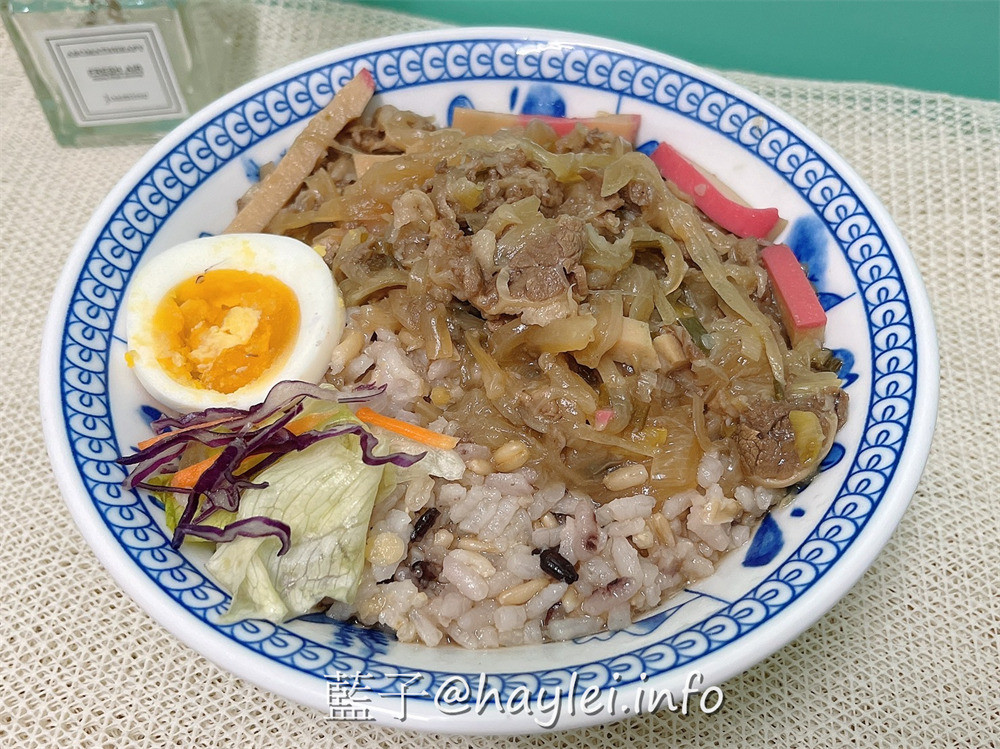 愛上烹調即食調理包-小郭老師每日採購新鮮食材，當天現煮後立刻真空包裝並用-58度C急速冷凍，避免變質而影響食物的營養、風味及口感，這樣方便好料理的宅配冷凍食品，絕對是最適合現代人的懶人料理首選！宅配美食/調理包推薦/鮮食調理包/料理包美食/牛丼/咖哩牛/打拋牛/藍子愛美食 中式料理 宅配食記 攝影 民生資訊分享 自己動手做！ 飲食集錦 