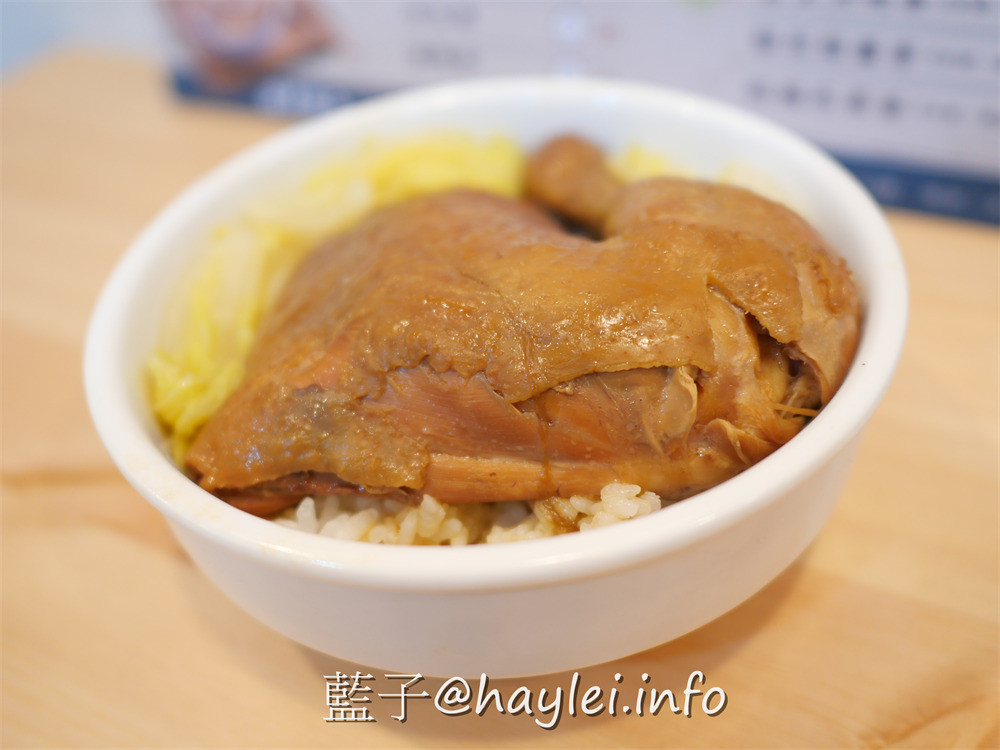 台中大里/醉月燉品 養生盅湯專家 藥補不如食補-煲煮五小時以上的養生個人盅湯,在冬日嚴寒喝下暖胃湯品,美味瞬間滋養身心靈~台中美食/大里美食/台中藥膳/台中養生湯/台中個人燉湯/台中個人煲湯/單人盅湯/healthysoup/香水椰子雞/八珍養生湯/藥燉排骨/蓮子排骨/藍子愛美食 中式料理 健康養身 國內旅遊 攝影 民生資訊分享 飲食集錦