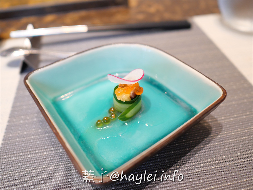 台北松山/無菜單料理-超人氣無菜單鐵板燒【明水然】-來自全台最大火鍋集團樂多多,嚴謹主廚匠心料理超美味,牛排鮮嫩且龍蝦肉質Q彈,桌邊服務體貼細微超感心,1390起品嚐菲力牛排&波士頓龍蝦海陸大餐,CP值超高,再訪率滿滿!台北美食/南京復興站/慶城街/肉多多火鍋姊妹品牌/藍子愛美食 中式料理 國內旅遊 攝影 日式料理 民生資訊分享 美式料理 飲食集錦