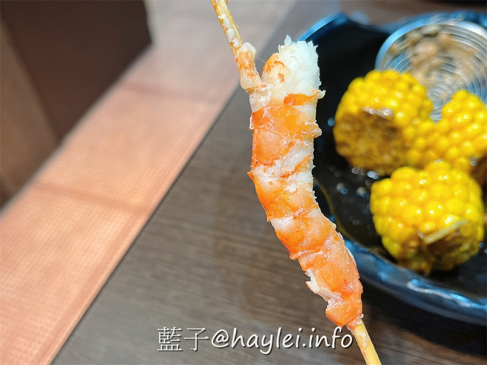全台最大火鍋集團，火鍋迷必吃名店!樂多多集團旗下肉多多火鍋來新竹科學園區開了~肉多多火鍋新竹竹科店$268起就可以無限享用近60種超豐富自助吧，食材新鮮有品質，海陸雙絕＆浮誇肉蛋糕必點，宵夜用餐來這邊就對了！新竹美食/竹科美食/竹科宵夜/藍子愛美食/新竹旅遊/新竹火鍋推薦/宵夜美食 中式料理 國內旅遊 攝影 民生資訊分享 飲食集錦 