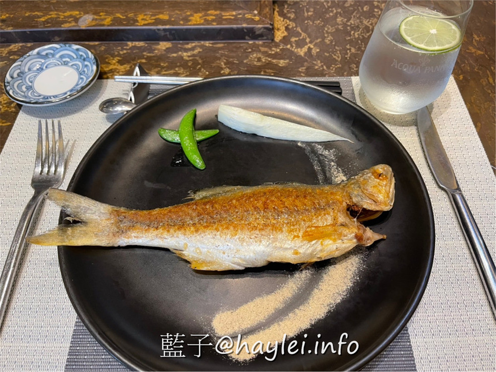台北松山/無菜單料理-超人氣無菜單鐵板燒【明水然】-來自全台最大火鍋集團樂多多,嚴謹主廚匠心料理超美味,牛排鮮嫩且龍蝦肉質Q彈,桌邊服務體貼細微超感心,1390起品嚐菲力牛排&波士頓龍蝦海陸大餐,CP值超高,再訪率滿滿!台北美食/南京復興站/慶城街/肉多多火鍋姊妹品牌/藍子愛美食 中式料理 國內旅遊 攝影 日式料理 民生資訊分享 美式料理 飲食集錦