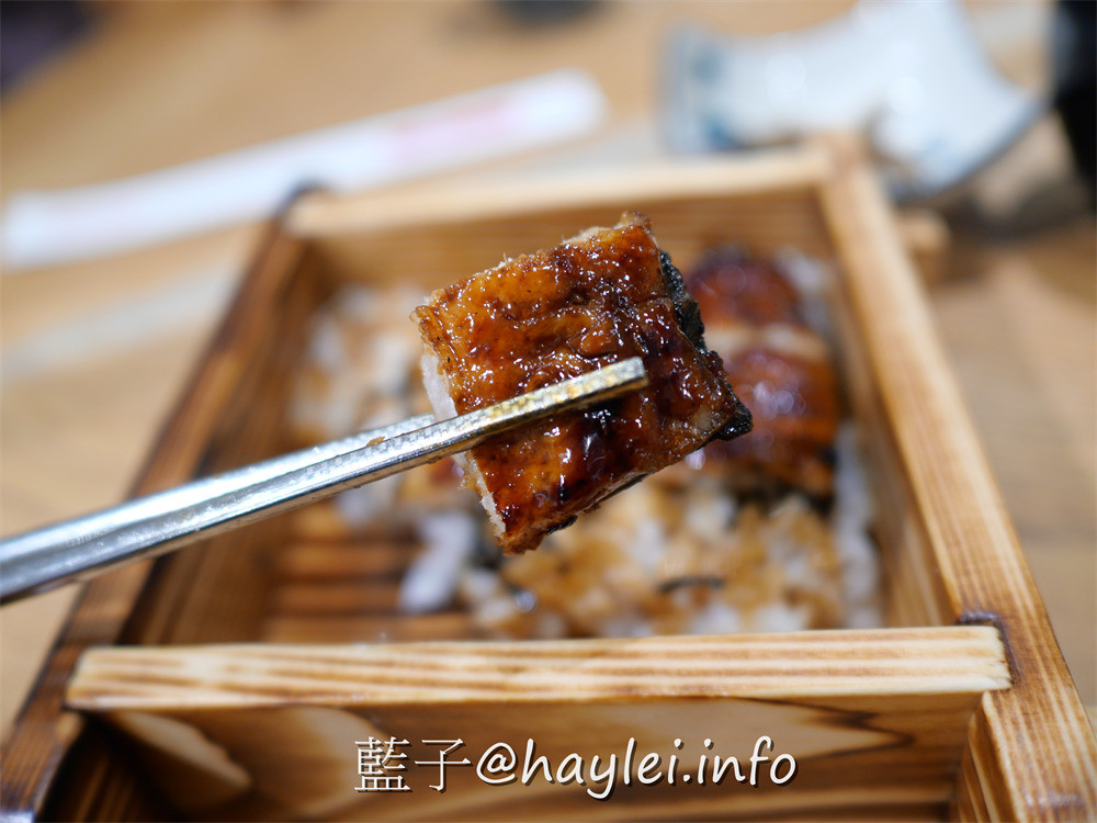 台中西屯/一膳新光三越店-在台中最厲害的百貨吃台中最好吃的鰻魚飯!使用紅木、龍眼木、相思木三炭共爐炙烤日本老舖等級白鰻,無刺感雙軟口感,安心享受美味鰻魚不噎喉,招牌黃金白燒、經典蒲燒都很推薦唷~台中美食/一膳炭造料理/ICHIZEN/台中鰻魚飯推薦/鰻魚料理/藍子愛美食 中式料理 國內旅遊 攝影 日式料理 民生資訊分享 飲食集錦
