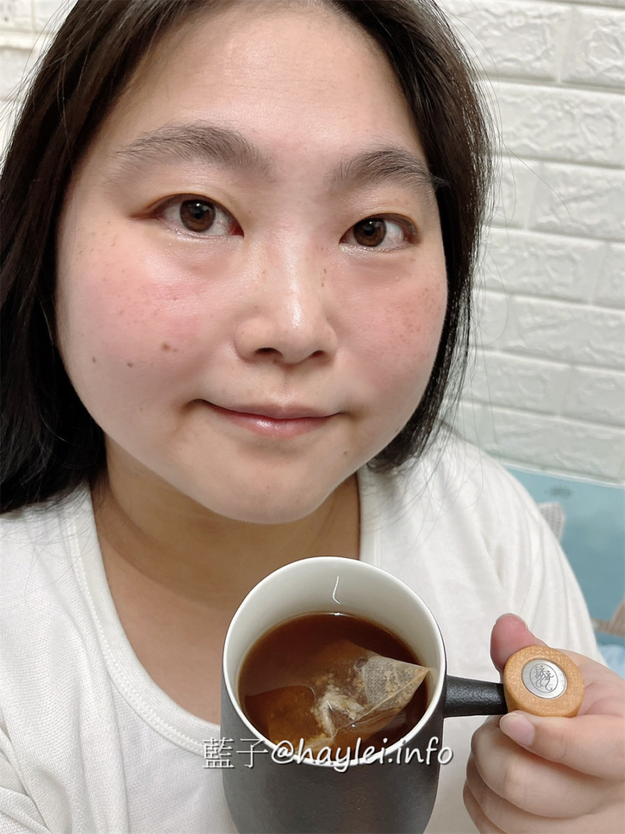 翰方御品/洛神美妍茶、日日好眠養生茶-曾柏翰醫師協中醫團隊研發的養生茶，天然漢方製成貼合藥食同源理念，適合想調整排便不順、促進新陳代謝、幫助睡眠、調整體質、維持健康的話，很值得一試！宅配美食/草本茶/茶包推薦/藍子愛美食 中式料理 健康養身 宅配食記 攝影 民生資訊分享 自己動手做！ 