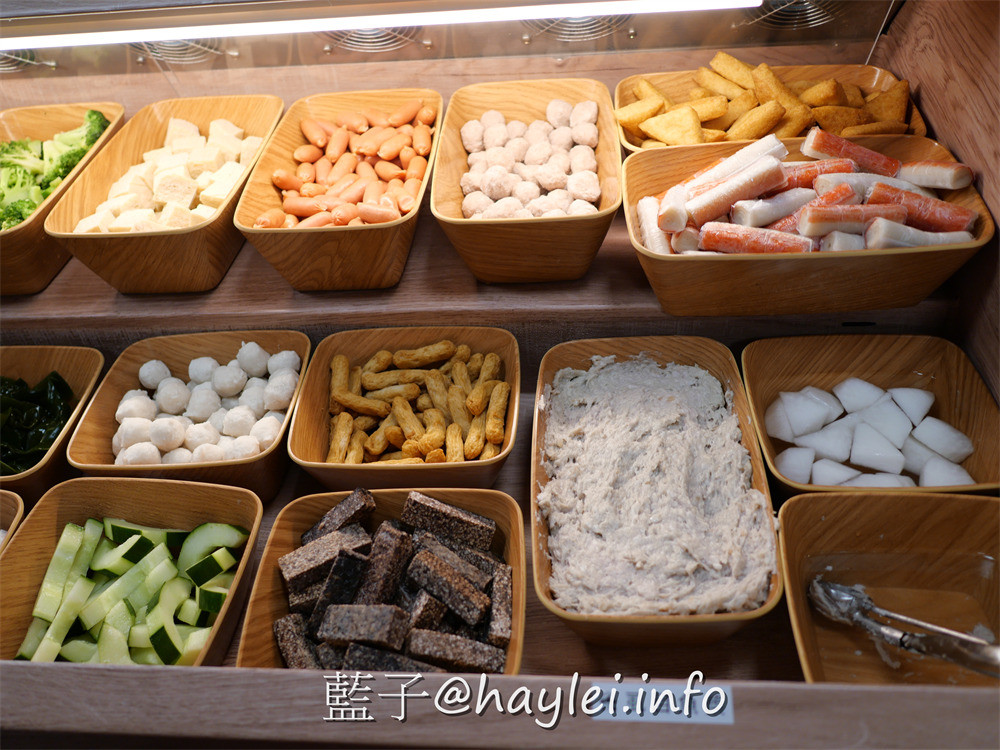 台中西屯/狂一鍋新台式火鍋漢口台灣狂潮店-火鍋迷必吃名店，台味瀰漫到深夜!客家鹹湯圓鍋、麻辣炙燒牛肉鍋推薦必點，宵夜時段開鍋即贈活力梅花豬&軟嫩雞腿，還有蔬菜、火鍋料、飲品、霜淇淋等豐富自助吧隨你吃，絕對是夜貓族、加班上班族的台中夜宵首選~台中美食/台中火鍋/台中吃到飽/藍子愛美食 中式料理 國內旅遊 攝影 民生資訊分享 飲食集錦 