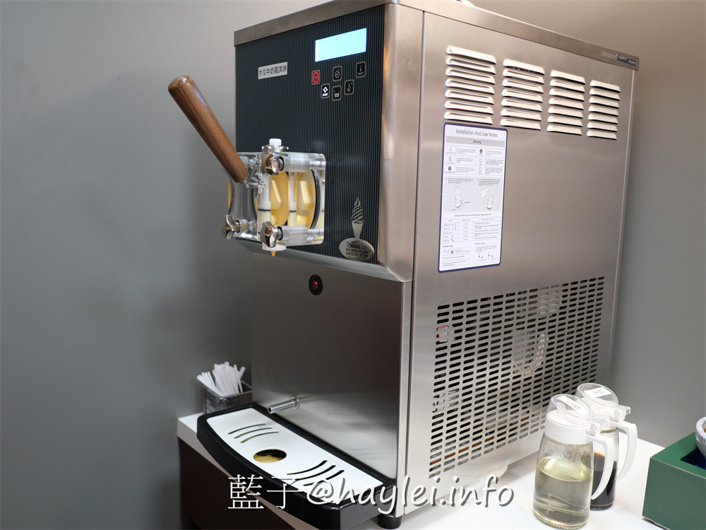 台中西屯/狂一鍋新台式火鍋漢口台灣狂潮店-火鍋迷必吃名店，台味瀰漫到深夜!客家鹹湯圓鍋、麻辣炙燒牛肉鍋推薦必點，宵夜時段開鍋即贈活力梅花豬&軟嫩雞腿，還有蔬菜、火鍋料、飲品、霜淇淋等豐富自助吧隨你吃，絕對是夜貓族、加班上班族的台中夜宵首選~台中美食/台中火鍋/台中吃到飽/藍子愛美食 中式料理 國內旅遊 攝影 民生資訊分享 飲食集錦 