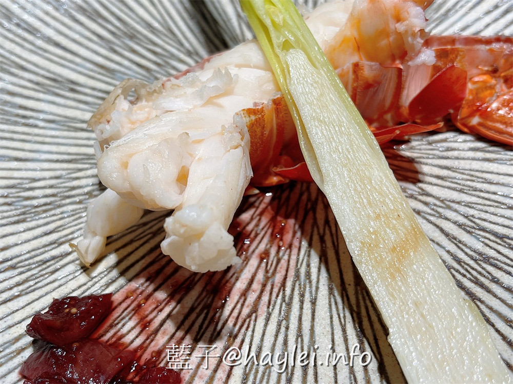 明水然・樂 林口昕境店-最歡樂最大火鍋集團樂多多集團旗下約會首選質感餐廳，只選用每日產地直送的當季時令生鮮與現流魚、海鮮來桌邊烹飪，食客可以邊品嚐美味鐵板燒無菜單料理、邊欣賞師傅精緻廚藝，享受精緻絕倫的美食盛宴！台北美食/林口美食/日式料理/預約制餐廳/藝人網紅的口袋名單/藍子愛美食 國內旅遊 攝影 新北美食 民生資訊分享 飲食集錦 