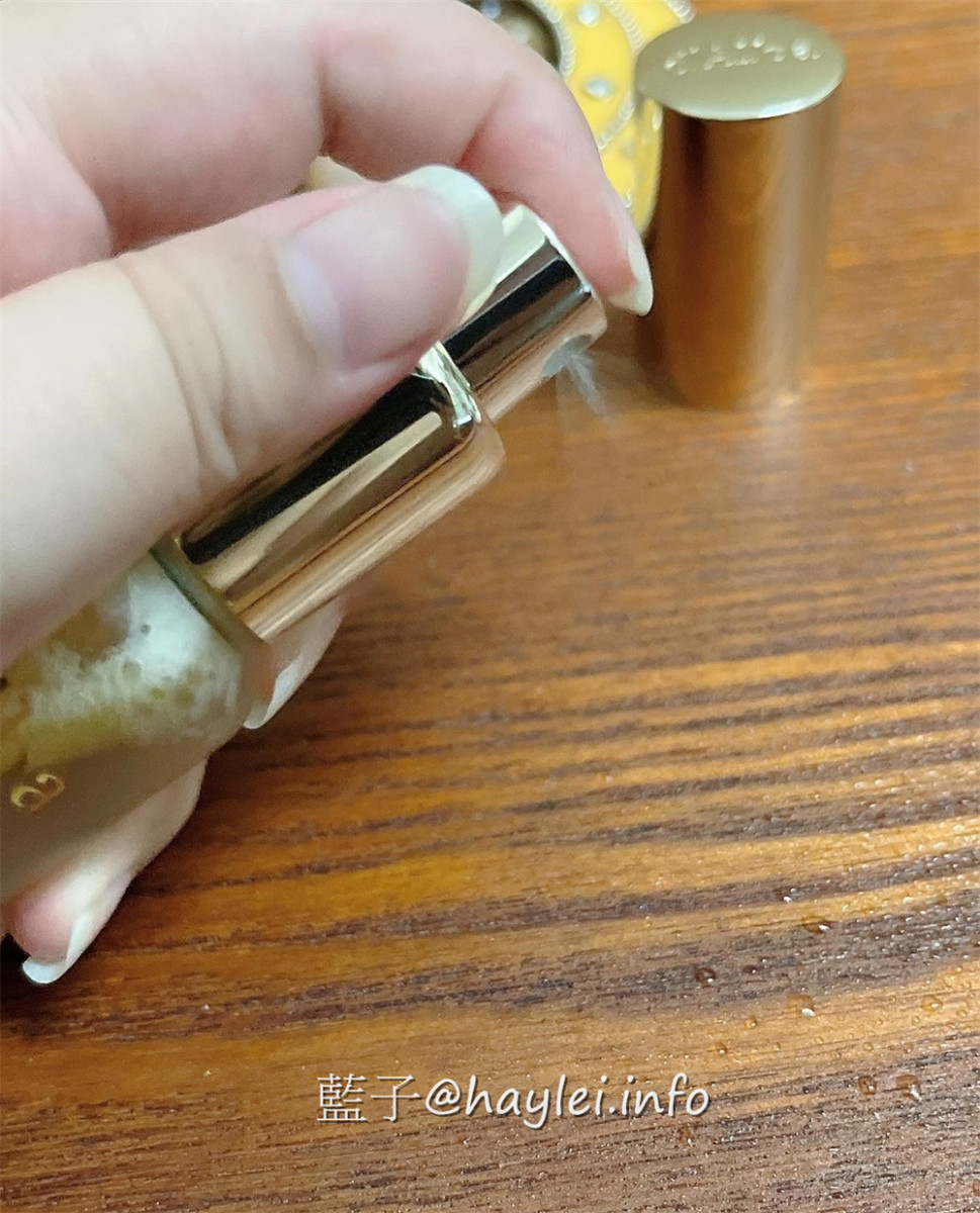 韓妝保養/黛爾珀沁心芬芳精華噴霧-使用來自義大利最純淨區域Alba生產的最高級白松露融入保養,精華油加上精華水雙重質地的保濕噴霧使用起來方便好上手,味道是清新柑橘香加上優雅的花香,在夏日使用起來更是清新舒爽~美妝保養/肌膚保養/補水保養/韓國保養品/韓妝品牌/藍子愛保養 保養品分享 健康養身 彩妝品 彩妝品分享 攝影 民生資訊分享