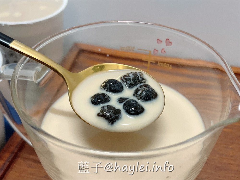 Oh my ! 原燒台中東海店外送美食/漢堡小隊出任務四人分享餐-飽滿多汁的手打牛肉漢堡丼跟炙燒牛排雞腿丼誘人味蕾,隨餐還有沙拉、小菜、起司漢堡、黑糖奶酪、珍珠奶茶等小點,一次滿足所有渴望!宅配美食/外帶外送/台中美食/台中燒肉/台中漢堡/王品集團美食/藍子愛美食 中式料理 國內旅遊 攝影 日式料理 民生資訊分享 飲食集錦