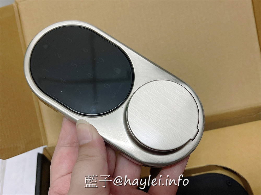KAPTURE 智慧型電子鎖 (型號KP1-D7P1/搭配WiFi橋接器)-提升居住安全必備的智能家居設備,融合了智慧生活科技並兼顧強固、便利的工藝設計,通過美國建築五金協會耐火測試,三合一開門(APP/密碼/鑰匙)靈活方便實用,可透過app遠端確認或設定門鎖狀態,還能遠端開門,適合單身女子租屋、學生租屋、公寓租屋、雅房租屋跟套房租屋等情境使用~3C家電/智慧家居/智能鎖/智慧鎖頭/遙控鎖/藍子愛分享 3C相關 國內外住宿相關 攝影 民生資訊分享