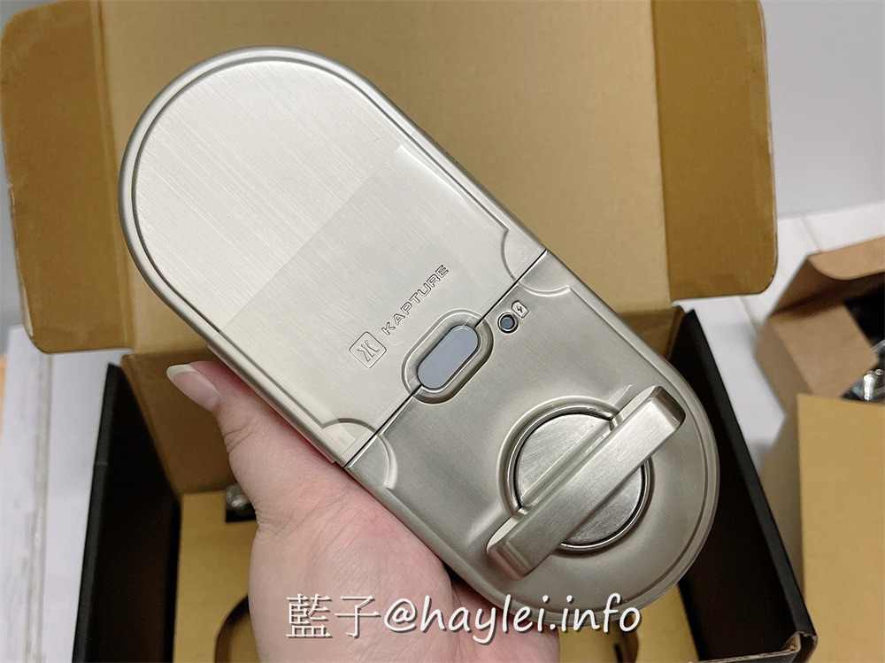KAPTURE 智慧型電子鎖 (型號KP1-D7P1/搭配WiFi橋接器)-提升居住安全必備的智能家居設備,融合了智慧生活科技並兼顧強固、便利的工藝設計,通過美國建築五金協會耐火測試,三合一開門(APP/密碼/鑰匙)靈活方便實用,可透過app遠端確認或設定門鎖狀態,還能遠端開門,適合單身女子租屋、學生租屋、公寓租屋、雅房租屋跟套房租屋等情境使用~3C家電/智慧家居/智能鎖/智慧鎖頭/遙控鎖/藍子愛分享 3C相關 國內外住宿相關 攝影 民生資訊分享