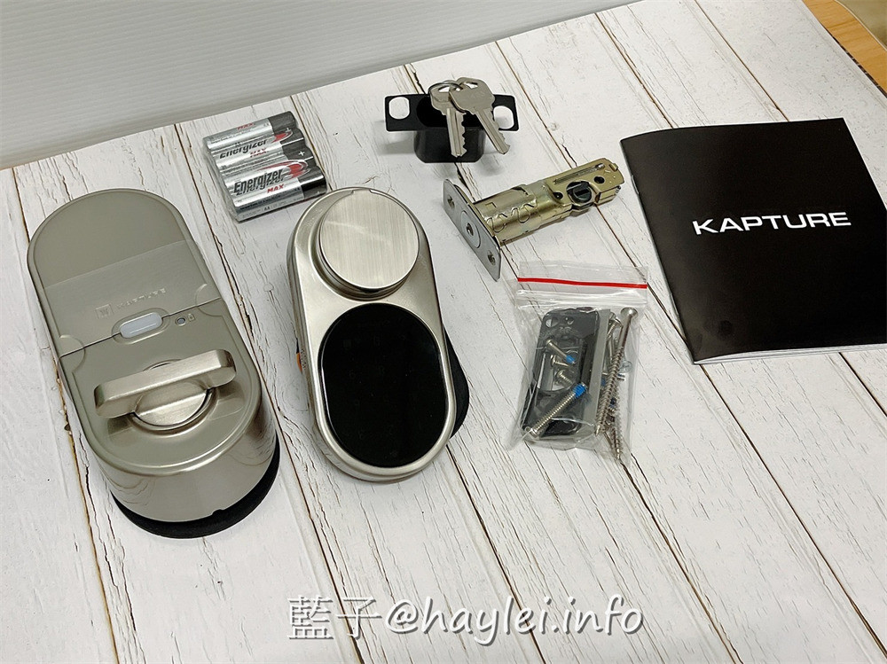 KAPTURE 智慧型電子鎖 (型號KP1-D7P1/搭配WiFi橋接器)-提升居住安全必備的智能家居設備,融合了智慧生活科技並兼顧強固、便利的工藝設計,通過美國建築五金協會耐火測試,三合一開門(APP/密碼/鑰匙)靈活方便實用,可透過app遠端確認或設定門鎖狀態,還能遠端開門,適合單身女子租屋、學生租屋、公寓租屋、雅房租屋跟套房租屋等情境使用~3C家電/智慧家居/智能鎖/智慧鎖頭/遙控鎖/藍子愛分享 3C相關 國內外住宿相關 攝影 民生資訊分享