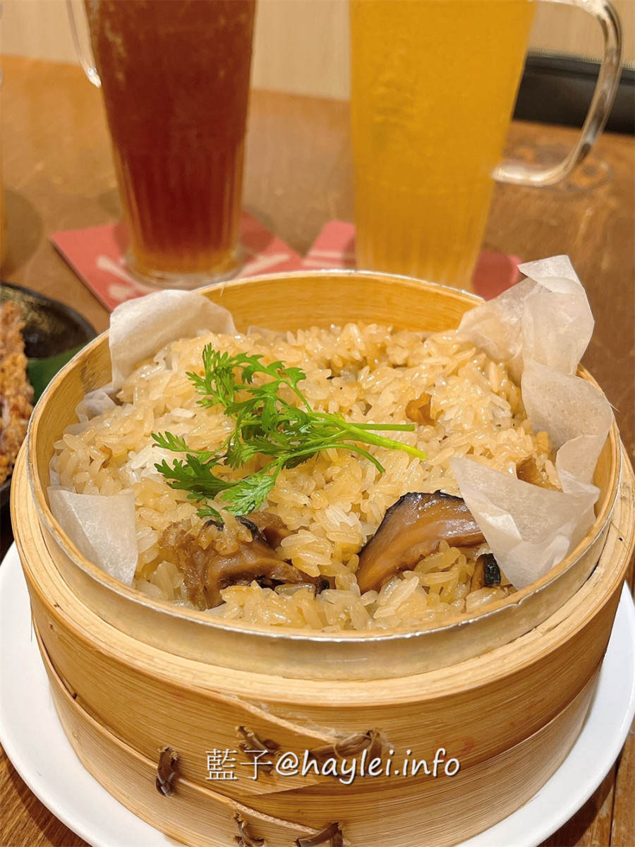 台灣茶餐廳/有春茶館(台中大墩店)-餐點以台灣地方小吃為主,是集⽂化、藝⽂、茶⾷於一體的喝茶聊天好所在,很適合與親友來訪邊聊天、邊共品美食!台中美食/台灣茶餐廳/台灣料理/台灣地方小吃/臺菜餐廳/台中餐廳推薦/麻油米糕/三杯雞/白菜滷/紅糟燒肉/剝皮辣椒雞湯/醉蝦/藍子愛美食 中式料理 國內旅遊 攝影 民生資訊分享 飲食集錦