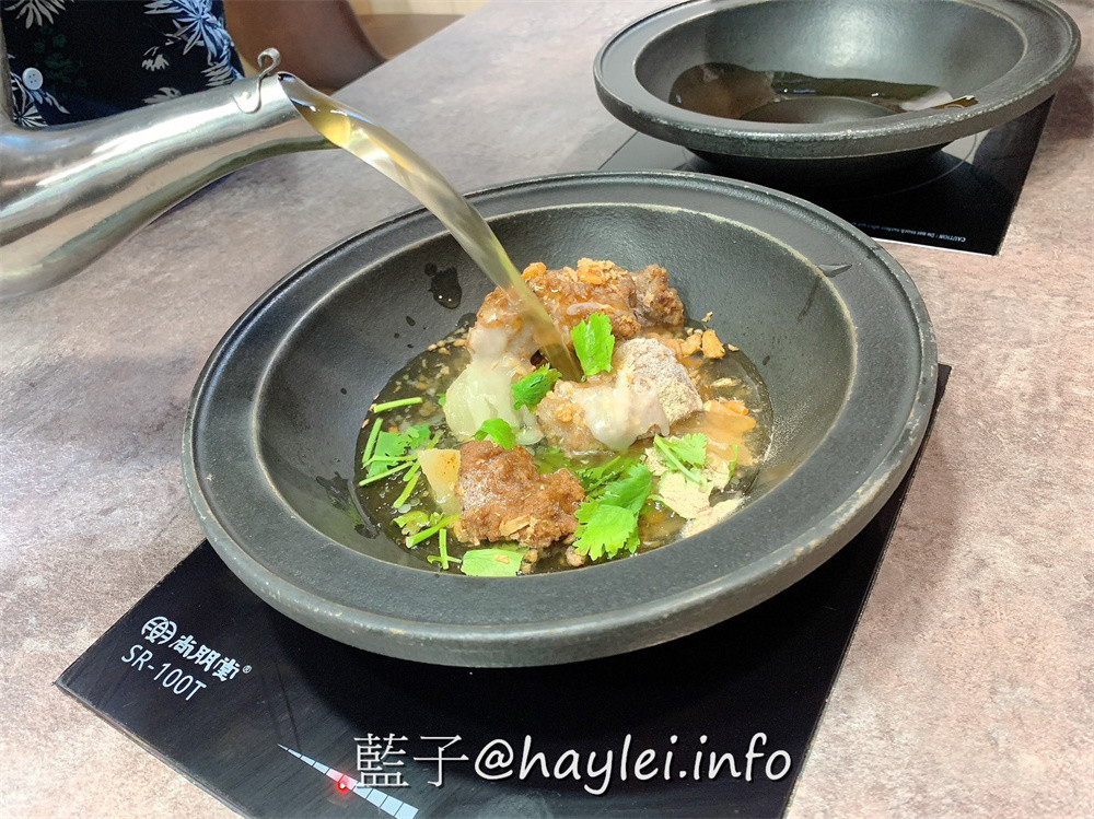 人氣名店狂一鍋 新台式火鍋霸主，最潮狂火鍋排隊名店來竹北自強南路插旗了!狂一鍋竹北自強店內用最新活動「愛的告白，打卡加菜」， 內用錄下“爆炒鍋”的影片並公開分享，就能得到一份軟嫩雞或活力梅花豬!台式爆炒湯底怎麼吃都吃不膩，肉香濃郁的功夫排骨酥鍋跟鮮香麻辣的火焰香辣鍋必點，還有新鮮美味的自助吧吃到飽，吃起來超幸福!新竹美食推薦/新竹火鍋推薦/台式火鍋/道地台灣味/台灣火鍋迷必吃火鍋品牌/藍子愛美食 中式料理 國內旅遊 攝影 民生資訊分享 飲食集錦 