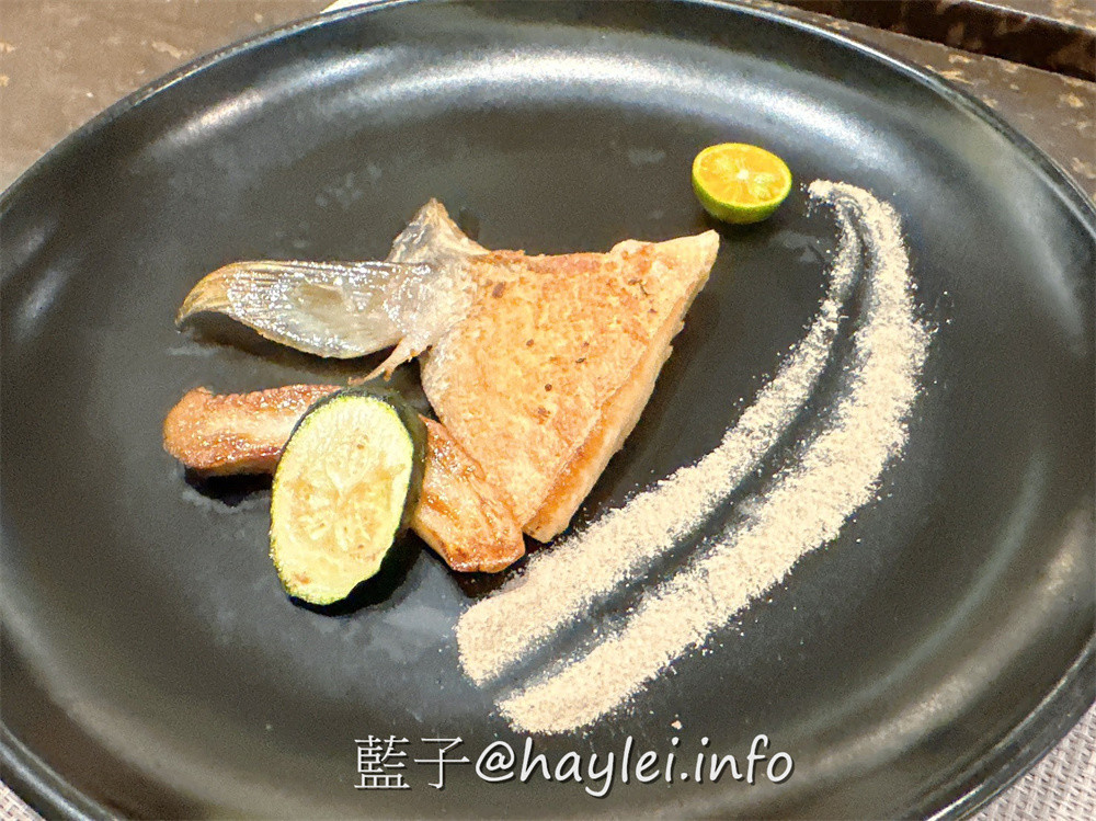 南京復興美食/台北質感約會鐵板燒餐廳/明水然 松山慶城店-高CP值的「活波士頓龍蝦海陸套餐」只要$1890元真是台北必吃!欣賞師傅現場烹調新鮮美味的波士頓龍蝦、南非活鮑魚、北海道生食級干貝、草蝦等高檔海鮮，再加上細緻體貼的服務，榮登台北10大知名私廚鐵板燒絕對是實至名歸~台北美食/台北約會餐廳推薦/台北鐵板燒推薦/藍子愛美食 國內旅遊 攝影 日式料理 民生資訊分享 
