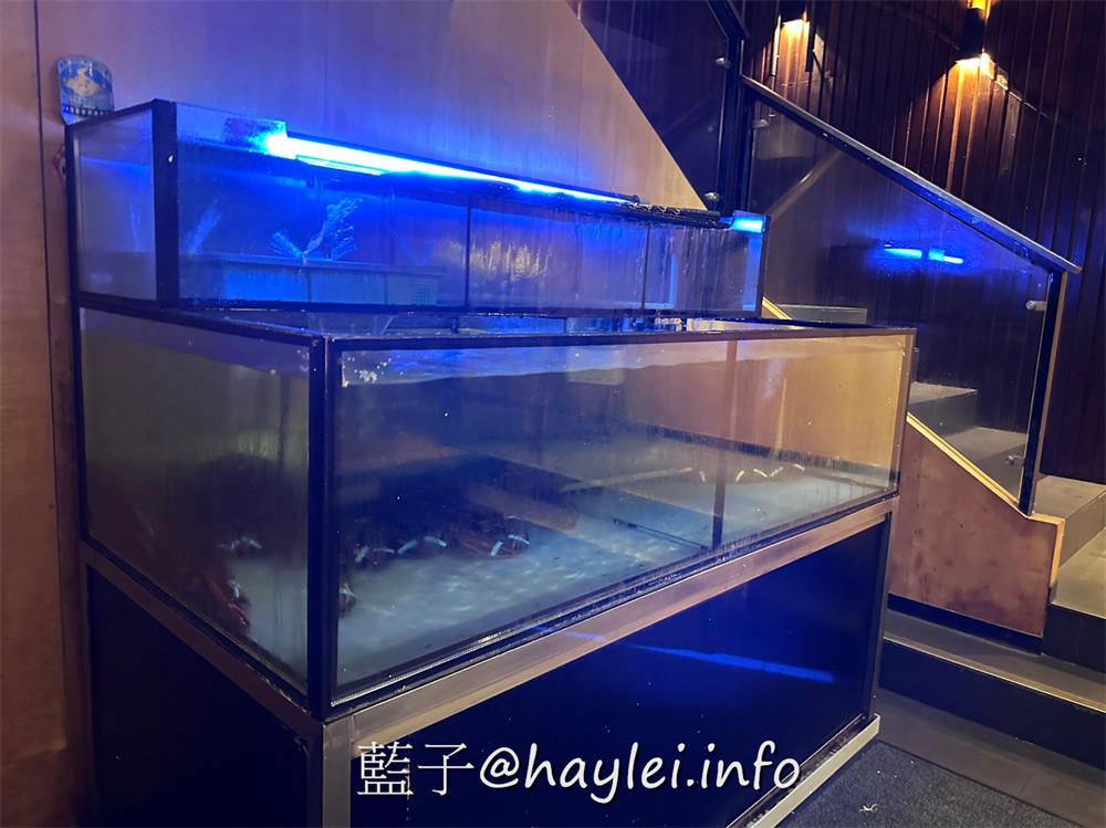 南京復興美食/台北質感約會鐵板燒餐廳/明水然 松山慶城店-高CP值的「活波士頓龍蝦海陸套餐」只要$1890元真是台北必吃!欣賞師傅現場烹調新鮮美味的波士頓龍蝦、南非活鮑魚、北海道生食級干貝、草蝦等高檔海鮮,再加上細緻體貼的服務,榮登台北10大知名私廚鐵板燒絕對是實至名歸~台北美食/台北約會餐廳推薦/台北鐵板燒推薦/藍子愛美食 國內旅遊 攝影 日式料理 民生資訊分享