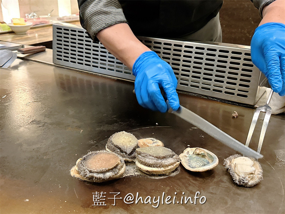 南京復興美食/台北質感約會鐵板燒餐廳/明水然 松山慶城店-高CP值的「活波士頓龍蝦海陸套餐」只要$1890元真是台北必吃!欣賞師傅現場烹調新鮮美味的波士頓龍蝦、南非活鮑魚、北海道生食級干貝、草蝦等高檔海鮮，再加上細緻體貼的服務，榮登台北10大知名私廚鐵板燒絕對是實至名歸~台北美食/台北約會餐廳推薦/台北鐵板燒推薦/藍子愛美食 國內旅遊 攝影 日式料理 民生資訊分享 