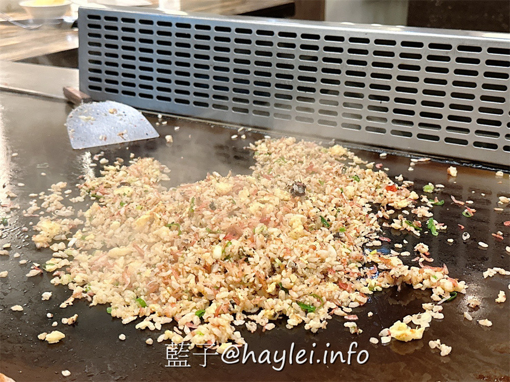 南京復興美食/台北質感約會鐵板燒餐廳/明水然 松山慶城店-高CP值的「活波士頓龍蝦海陸套餐」只要$1890元真是台北必吃!欣賞師傅現場烹調新鮮美味的波士頓龍蝦、南非活鮑魚、北海道生食級干貝、草蝦等高檔海鮮，再加上細緻體貼的服務，榮登台北10大知名私廚鐵板燒絕對是實至名歸~台北美食/台北約會餐廳推薦/台北鐵板燒推薦/藍子愛美食 國內旅遊 攝影 日式料理 民生資訊分享 