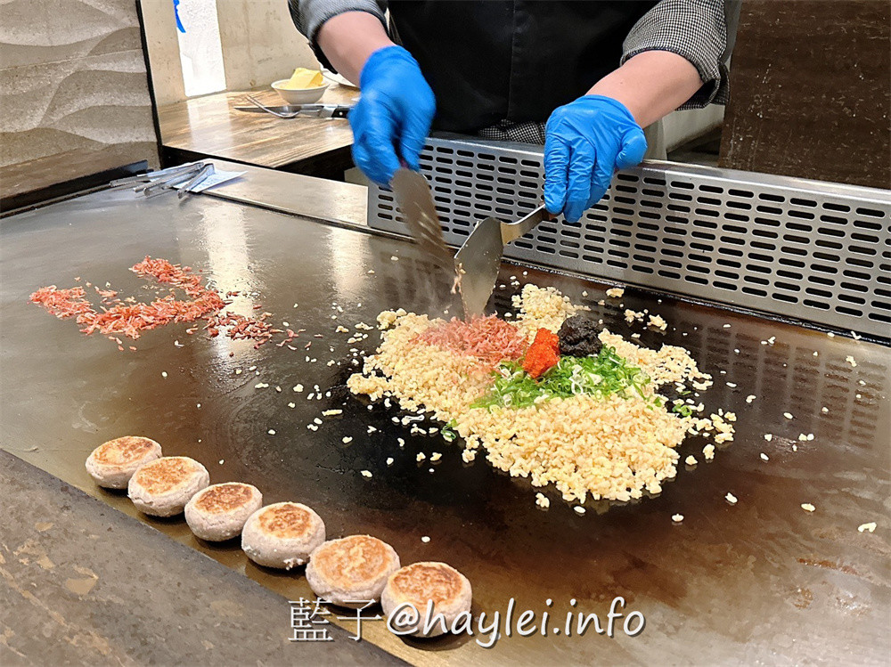 南京復興美食/台北質感約會鐵板燒餐廳/明水然 松山慶城店-高CP值的「活波士頓龍蝦海陸套餐」只要$1890元真是台北必吃!欣賞師傅現場烹調新鮮美味的波士頓龍蝦、南非活鮑魚、北海道生食級干貝、草蝦等高檔海鮮，再加上細緻體貼的服務，榮登台北10大知名私廚鐵板燒絕對是實至名歸~台北美食/台北約會餐廳推薦/台北鐵板燒推薦/藍子愛美食 國內旅遊 攝影 日式料理 民生資訊分享 