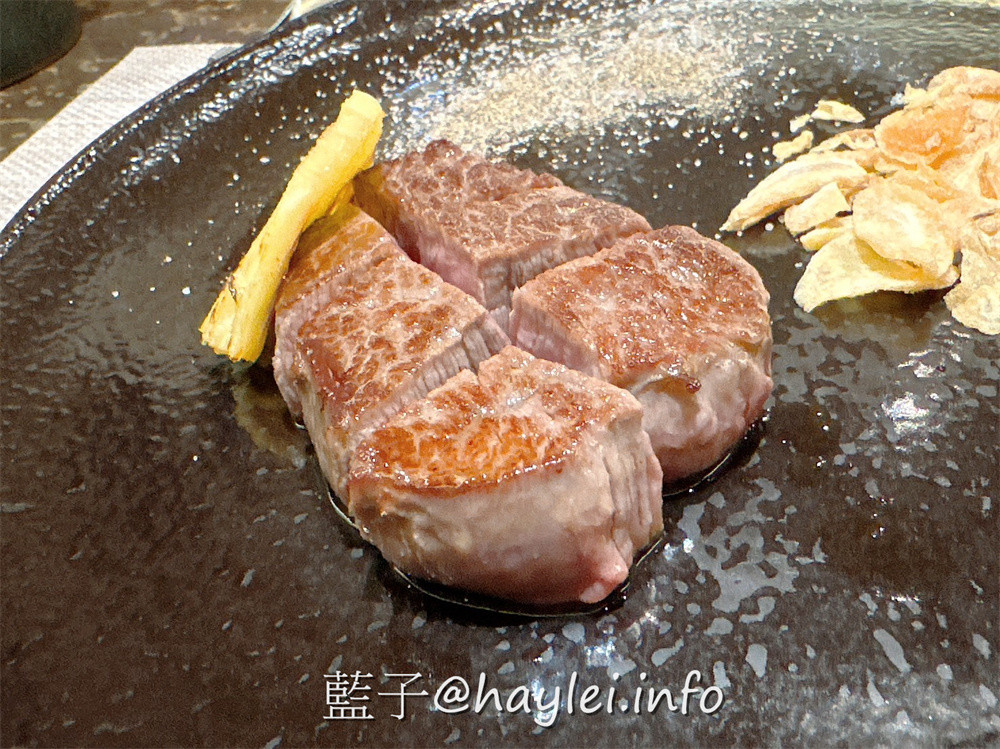 南京復興美食/台北質感約會鐵板燒餐廳/明水然 松山慶城店-高CP值的「活波士頓龍蝦海陸套餐」只要$1890元真是台北必吃!欣賞師傅現場烹調新鮮美味的波士頓龍蝦、南非活鮑魚、北海道生食級干貝、草蝦等高檔海鮮，再加上細緻體貼的服務，榮登台北10大知名私廚鐵板燒絕對是實至名歸~台北美食/台北約會餐廳推薦/台北鐵板燒推薦/藍子愛美食 國內旅遊 攝影 日式料理 民生資訊分享 