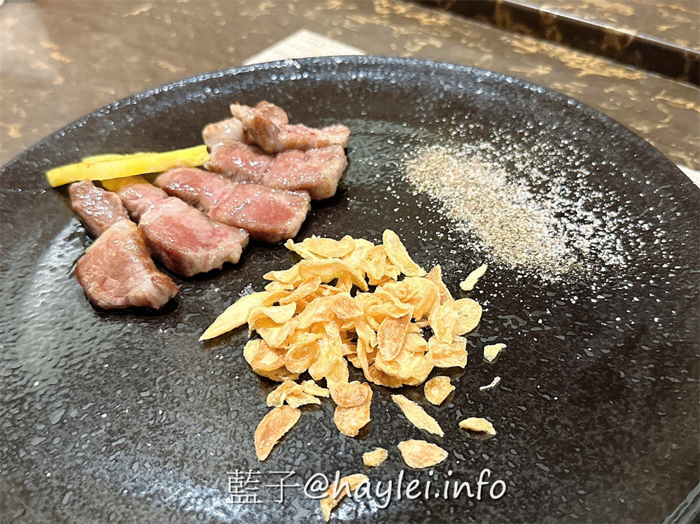 南京復興美食/台北質感約會鐵板燒餐廳/明水然 松山慶城店-高CP值的「活波士頓龍蝦海陸套餐」只要$1890元真是台北必吃!欣賞師傅現場烹調新鮮美味的波士頓龍蝦、南非活鮑魚、北海道生食級干貝、草蝦等高檔海鮮，再加上細緻體貼的服務，榮登台北10大知名私廚鐵板燒絕對是實至名歸~台北美食/台北約會餐廳推薦/台北鐵板燒推薦/藍子愛美食 國內旅遊 攝影 日式料理 民生資訊分享 