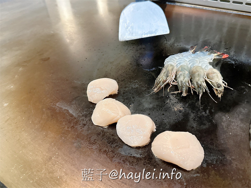 南京復興美食/台北質感約會鐵板燒餐廳/明水然 松山慶城店-高CP值的「活波士頓龍蝦海陸套餐」只要$1890元真是台北必吃!欣賞師傅現場烹調新鮮美味的波士頓龍蝦、南非活鮑魚、北海道生食級干貝、草蝦等高檔海鮮，再加上細緻體貼的服務，榮登台北10大知名私廚鐵板燒絕對是實至名歸~台北美食/台北約會餐廳推薦/台北鐵板燒推薦/藍子愛美食 國內旅遊 攝影 日式料理 民生資訊分享 
