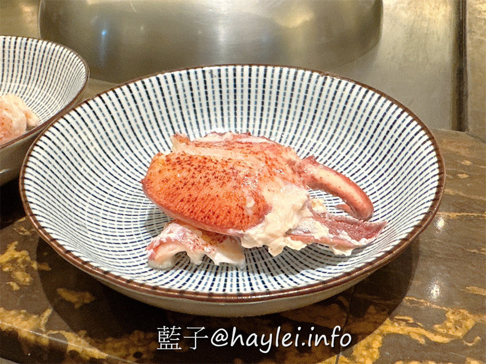 南京復興美食/台北質感約會鐵板燒餐廳/明水然 松山慶城店-高CP值的「活波士頓龍蝦海陸套餐」只要$1890元真是台北必吃!欣賞師傅現場烹調新鮮美味的波士頓龍蝦、南非活鮑魚、北海道生食級干貝、草蝦等高檔海鮮,再加上細緻體貼的服務,榮登台北10大知名私廚鐵板燒絕對是實至名歸~台北美食/台北約會餐廳推薦/台北鐵板燒推薦/藍子愛美食 國內旅遊 攝影 日式料理 民生資訊分享